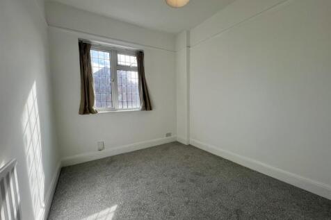 Bedroom3.jpg