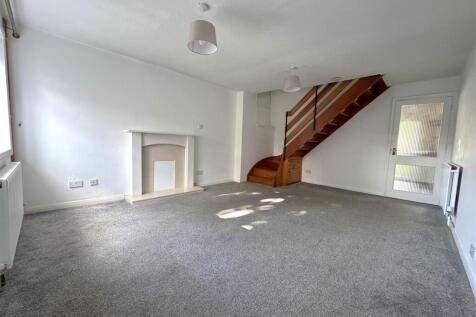 Lounge 1.jpg