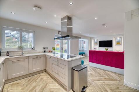 Kitchen/Family Room