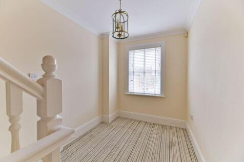 1st Floor Landing
