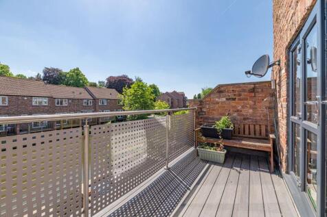 1st Floor Balcony