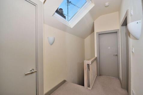 2nd floor landing