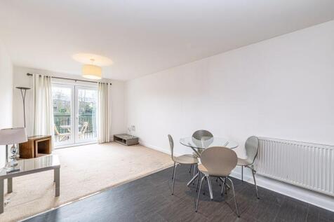 Lounge/Dining/Kitchen
