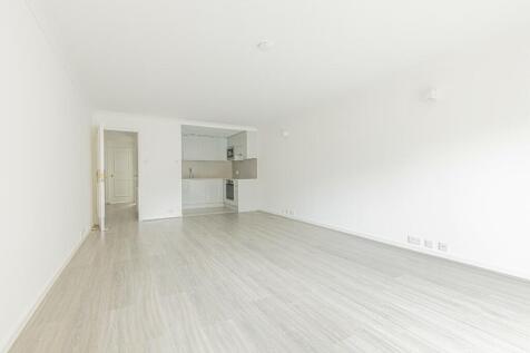 Living Room/ Kitchen