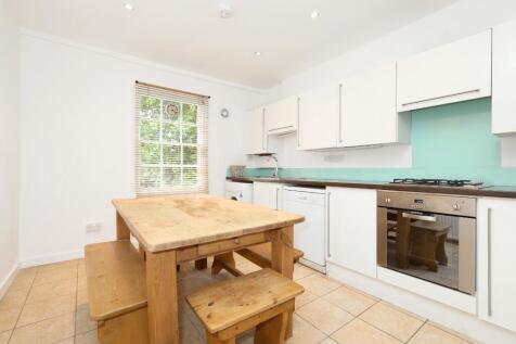 Kitchen/ Dining