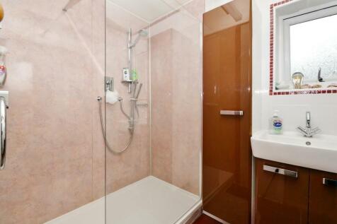Family Shower Room