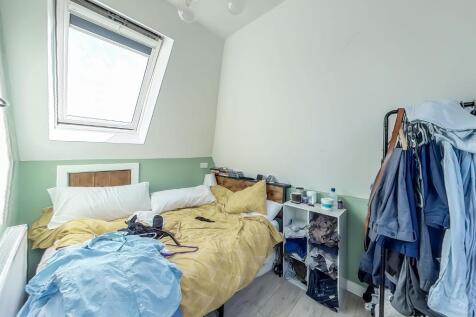 Bedroom Above Garage