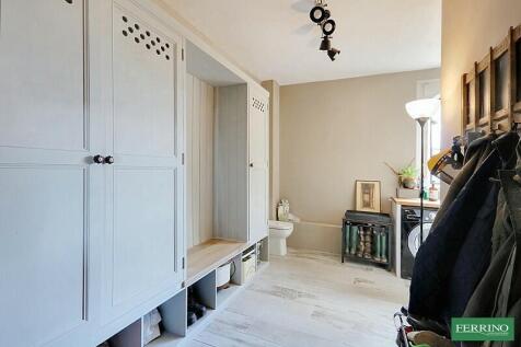 Boot/Laundry Room