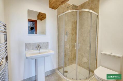 Bedroom 4 En-suite