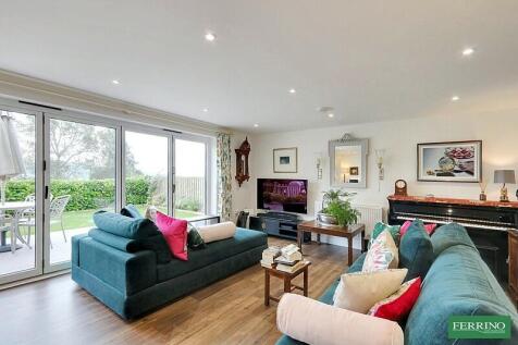 Open Living/Kitchen/Dining 