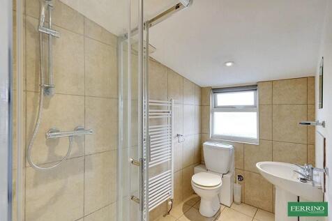 Bedroom 4 En-suite