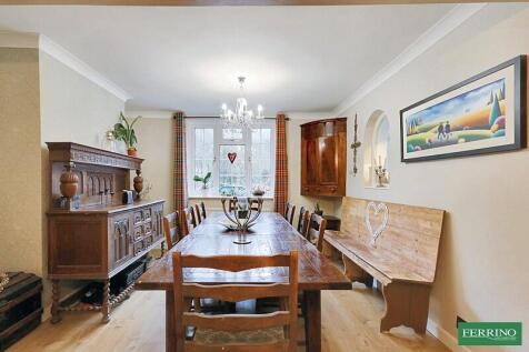 Dining Room/Snug