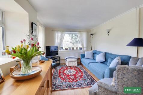 Sitting/Dining Room