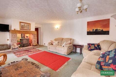 Sitting/Dining Room