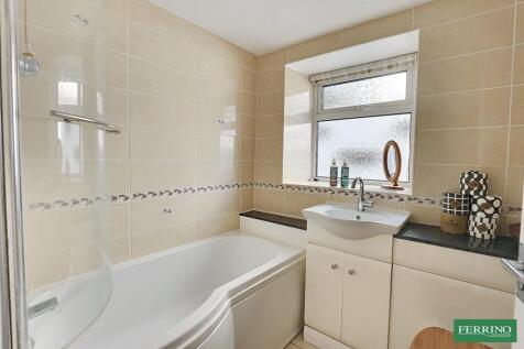 Ground Floor Bathroom