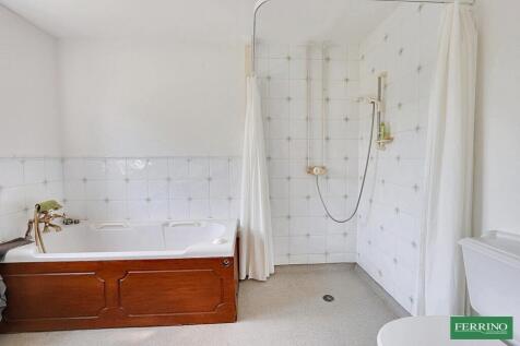 Annex Wet Room