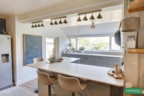 Kitchen Breakfast Room