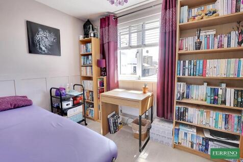 Bedroom 4 / Study