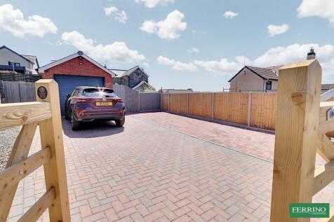 Driveway &amp; Garage
