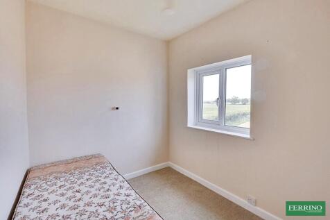Bedroom 5/Study