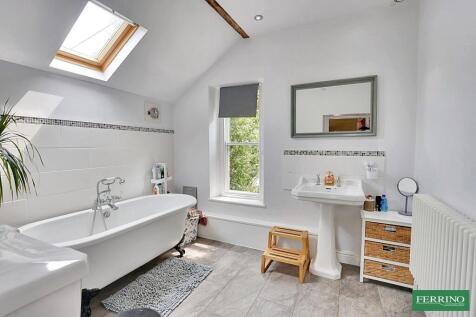 Ground Floor Bathroom