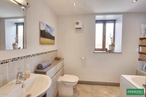 Ground Floor Bathroom