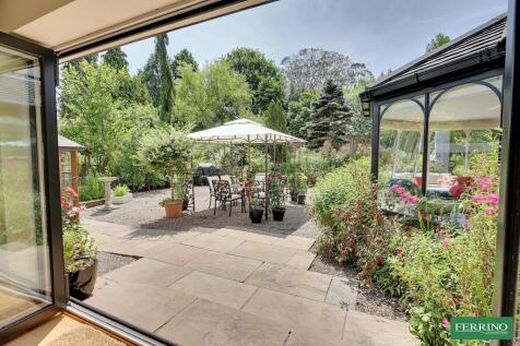 Courtyard Garden