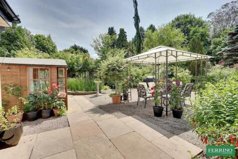 Courtyard Garden