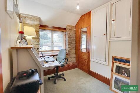 Bedroom 3/Study