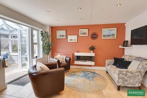 Kitchen/Family Room