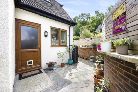 Rear Patio Garden