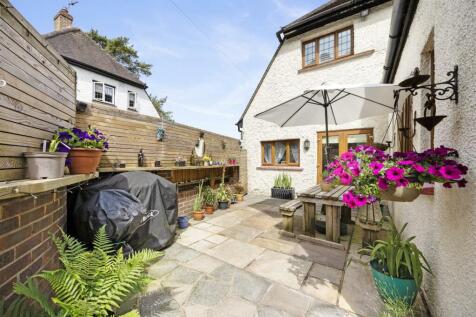 Rear Patio Garden