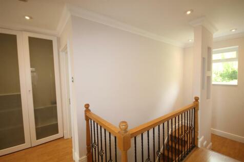 Stairs descending to Lower Ground Floor
