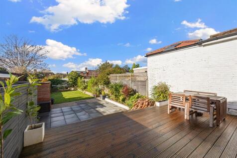 Rear Decked Area