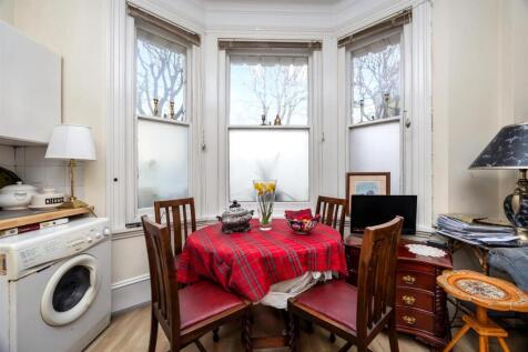 Kitchen/Bedroom/Dining/Living Room