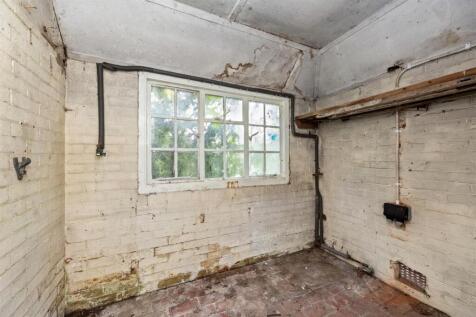 Outbuilding
