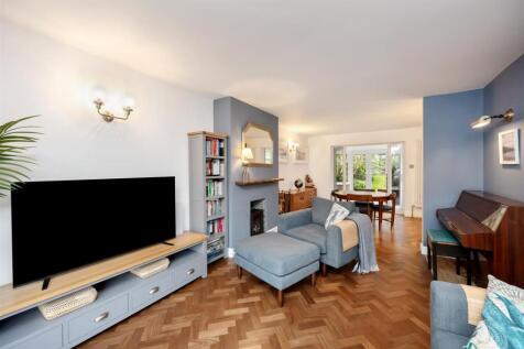 Reception/Dining Room