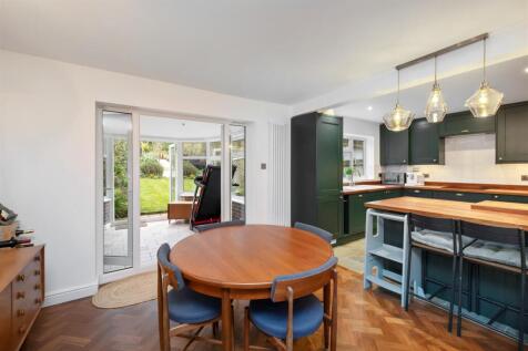 Reception/Dining Room