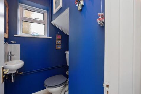 G/f Cloakroom