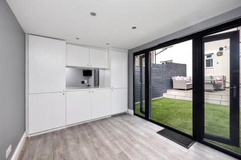 Summer House