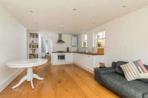 Kitchen/Living Room
