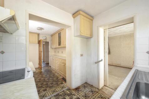 Kitchen/Utility Room