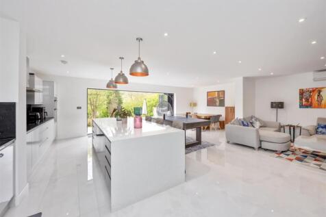 Open Plan Kitchen/Living Room