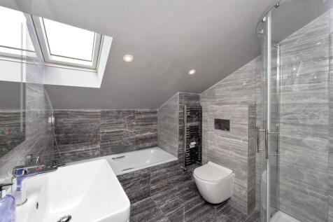 En-suite Bath/Shower Room/WC