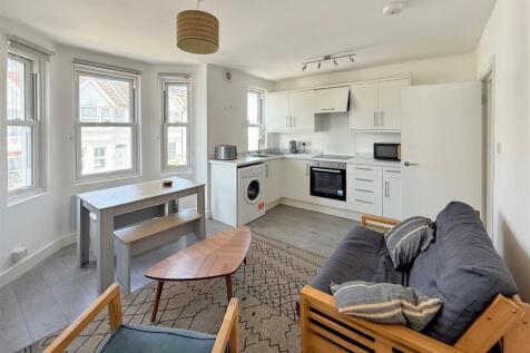 Kitchen/Living Room