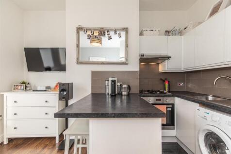 Sitting Room/Kitchen