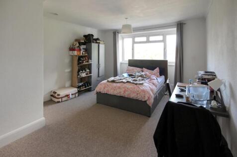 Studio Room