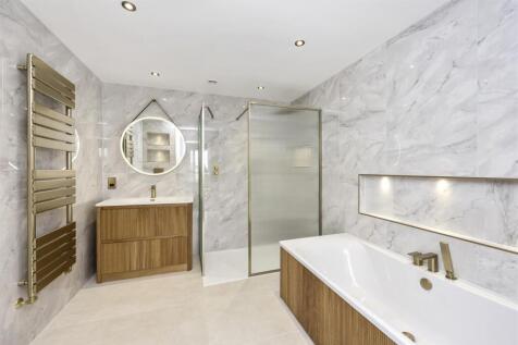 En-suite Bath and Shower Room