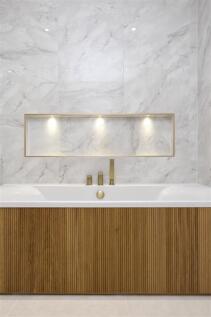 En-suite Bath and Shower Room
