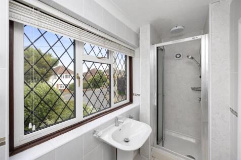 En-suite Shower/WC